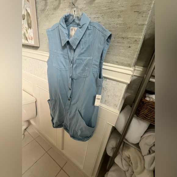 NWT new small Anthropologie pilcro sleeveless collared romper blue shorts - Picture 7 of 17